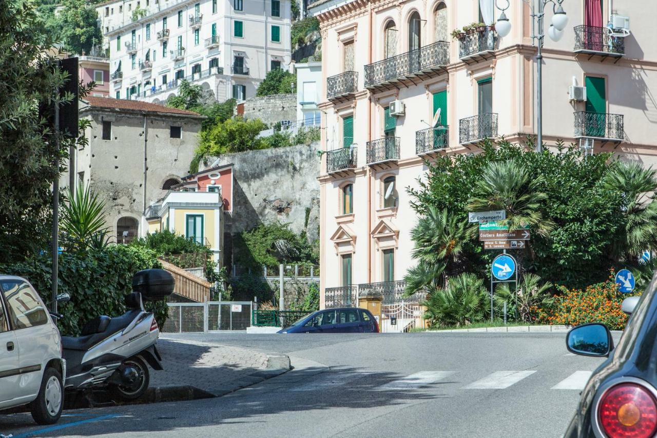 Divina Costa Salerno Apartamento Exterior foto